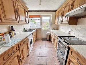 Kitchen- click for photo gallery